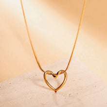 Cargar imagen en el visor de la galería, Collar Corazón